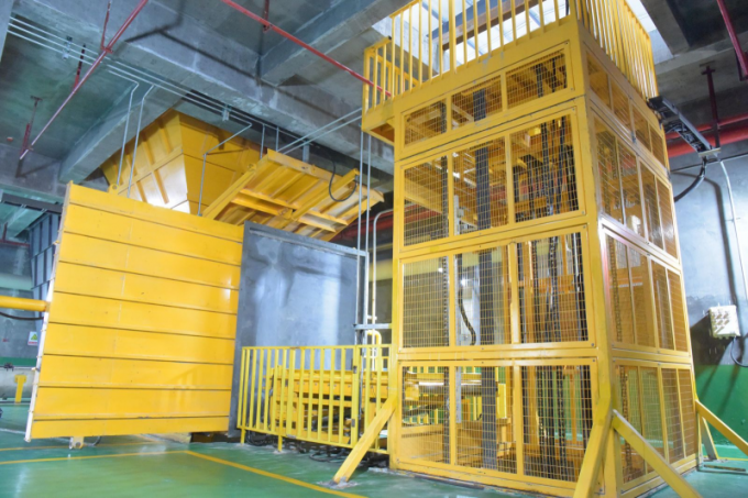 elevador para o sistema de SMP dos resíduos perigosos